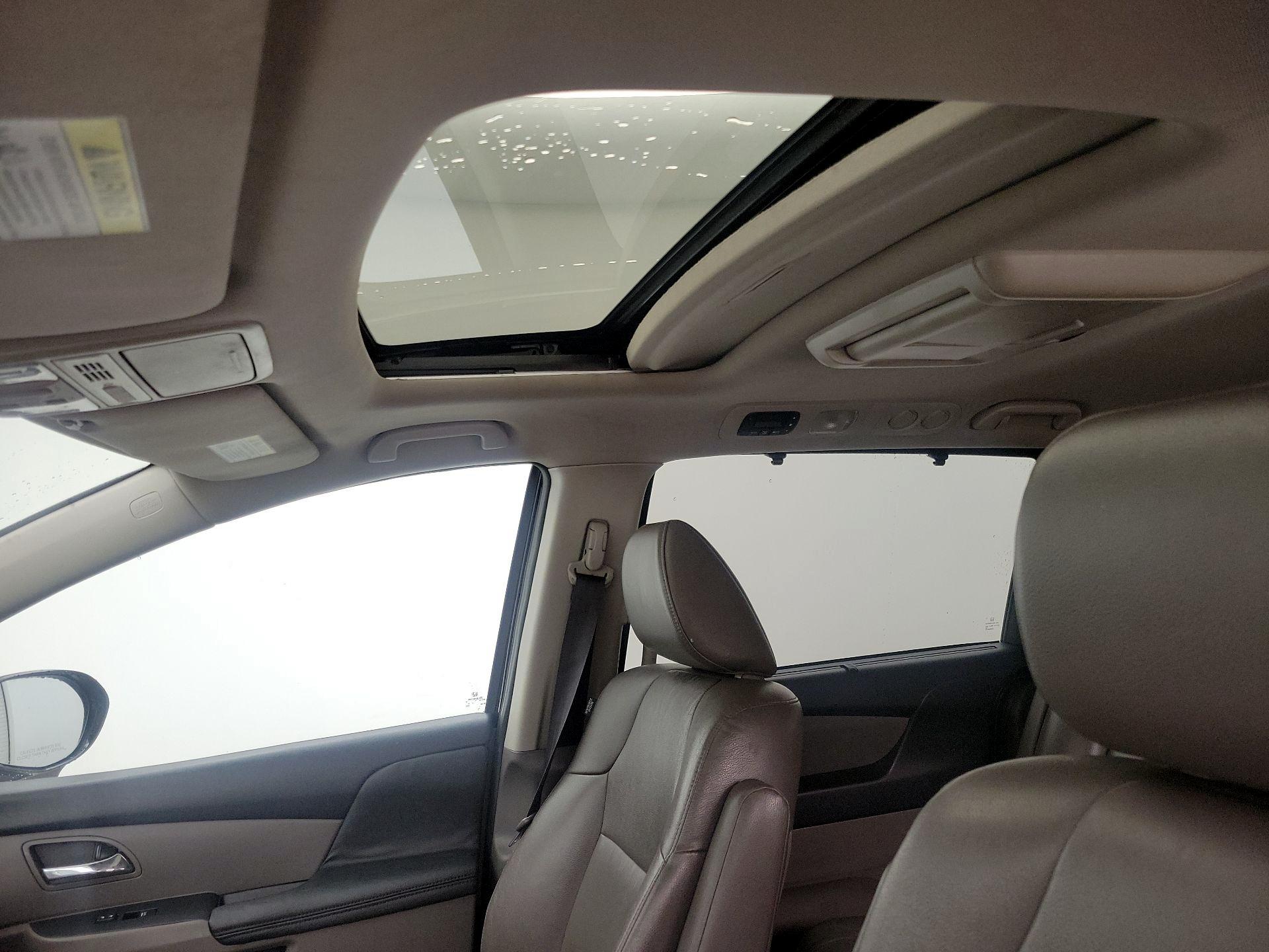 Thumbnail: 2015 Honda Odyssey - 20