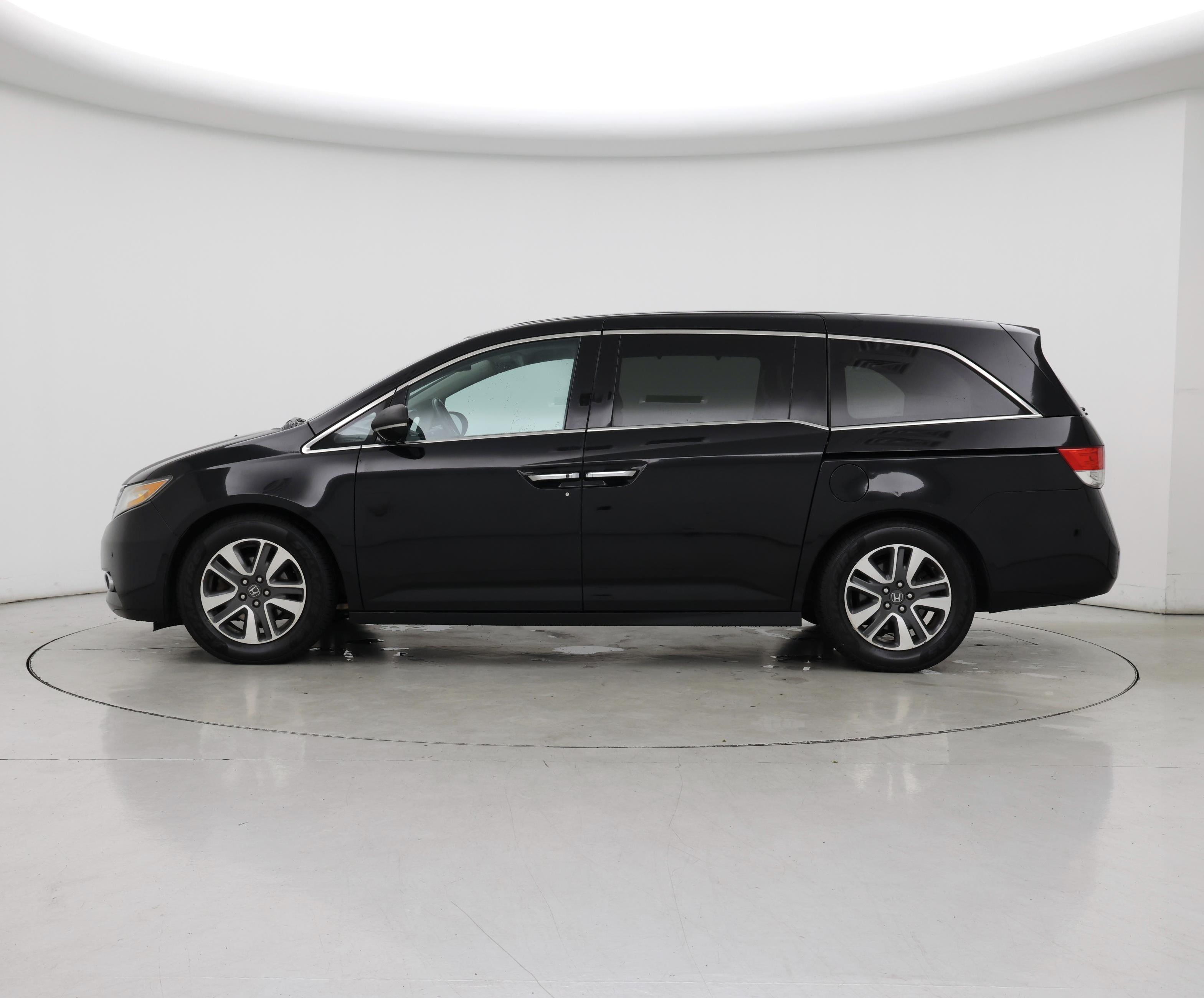 Thumbnail: 2015 Honda Odyssey - 3