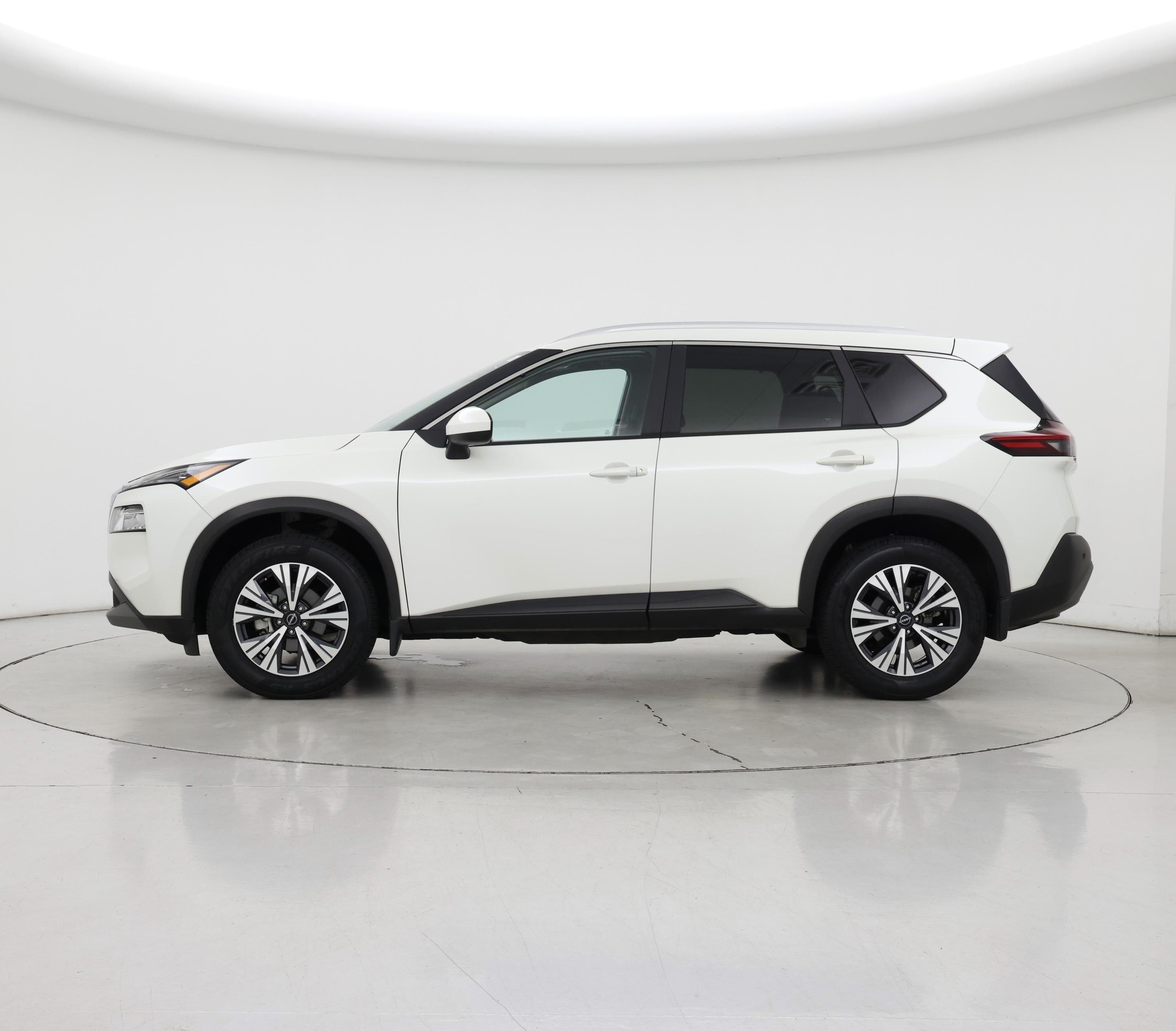 Thumbnail: 2023 Nissan Rogue - 3