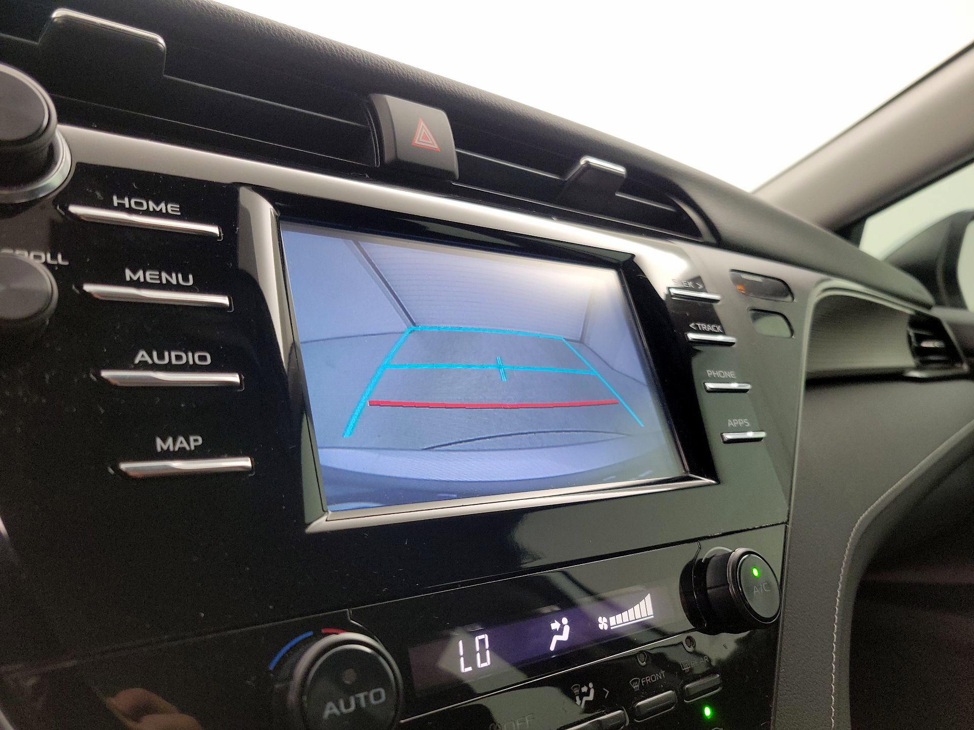 Thumbnail: 2019 Toyota Camry - 14