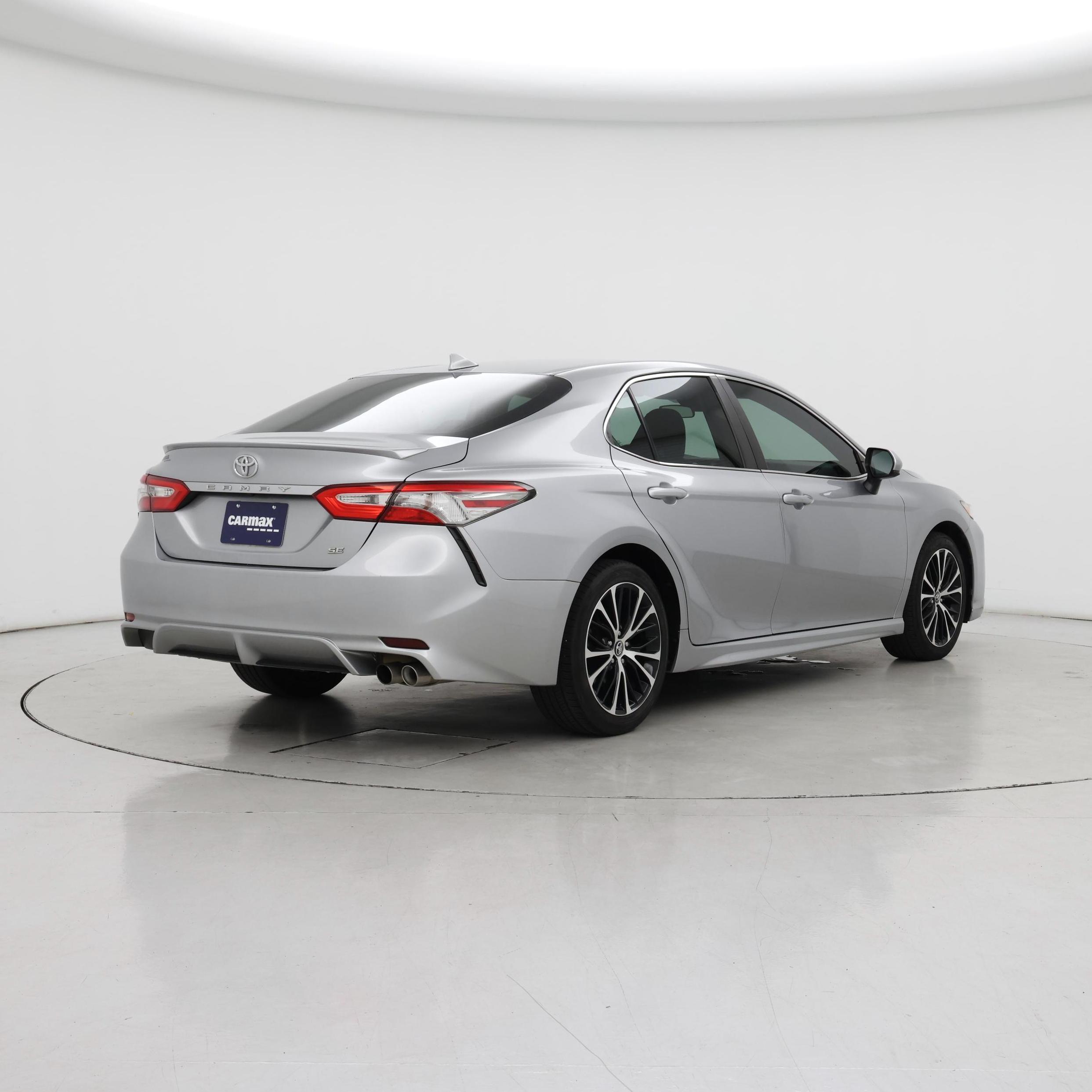 Thumbnail: 2019 Toyota Camry - 8