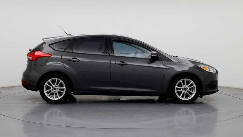 2017 Ford Focus SE 7