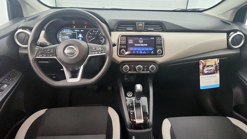 2021 Nissan Versa SV 9