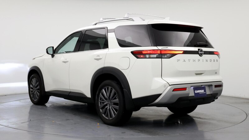 2024 Nissan Pathfinder SL 2