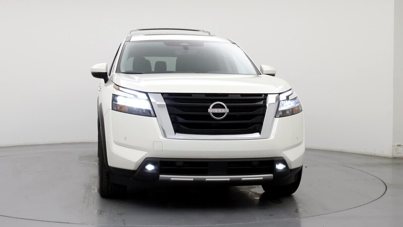 2024 Nissan Pathfinder SL 5