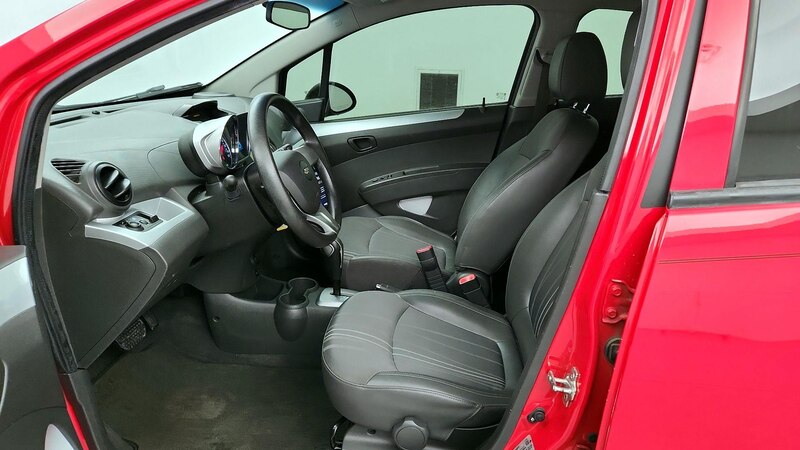 2014 Chevrolet Spark LT 11