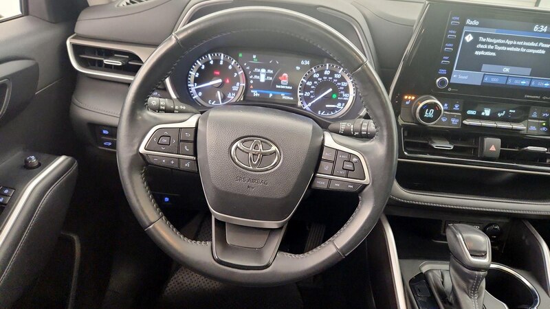 2022 Toyota Highlander XLE 10