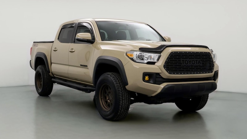 2016 Toyota Tacoma TRD Off-Road Hero Image