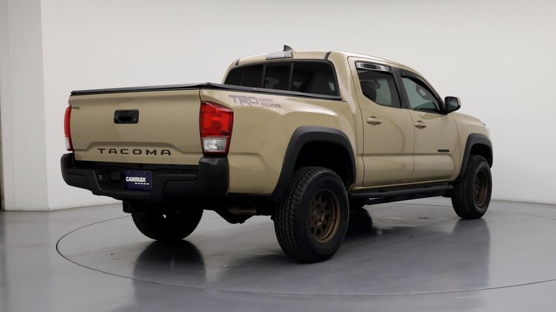 2016 Toyota Tacoma TRD Off-Road 8