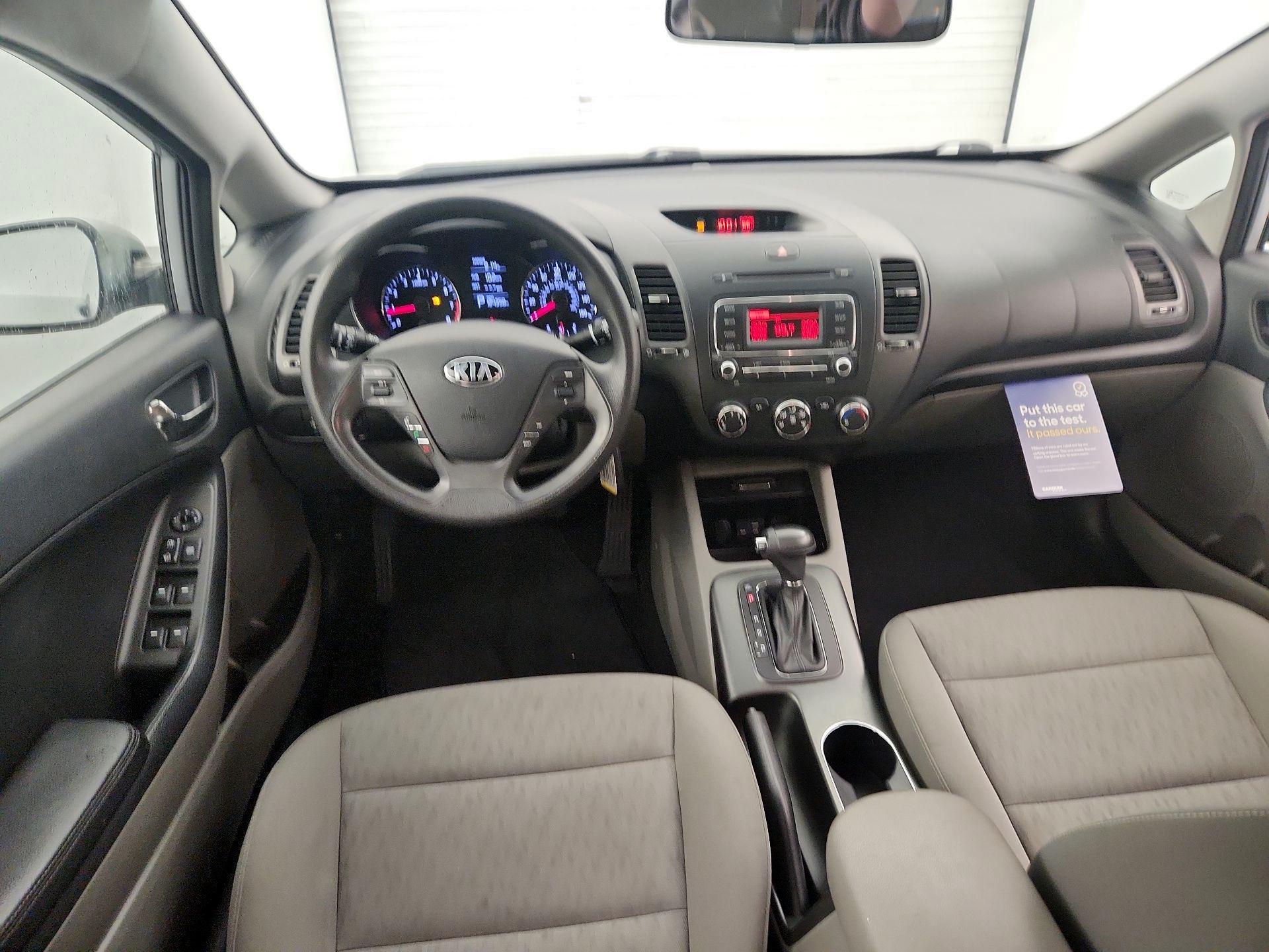 Thumbnail: 2016 Kia Forte - 9
