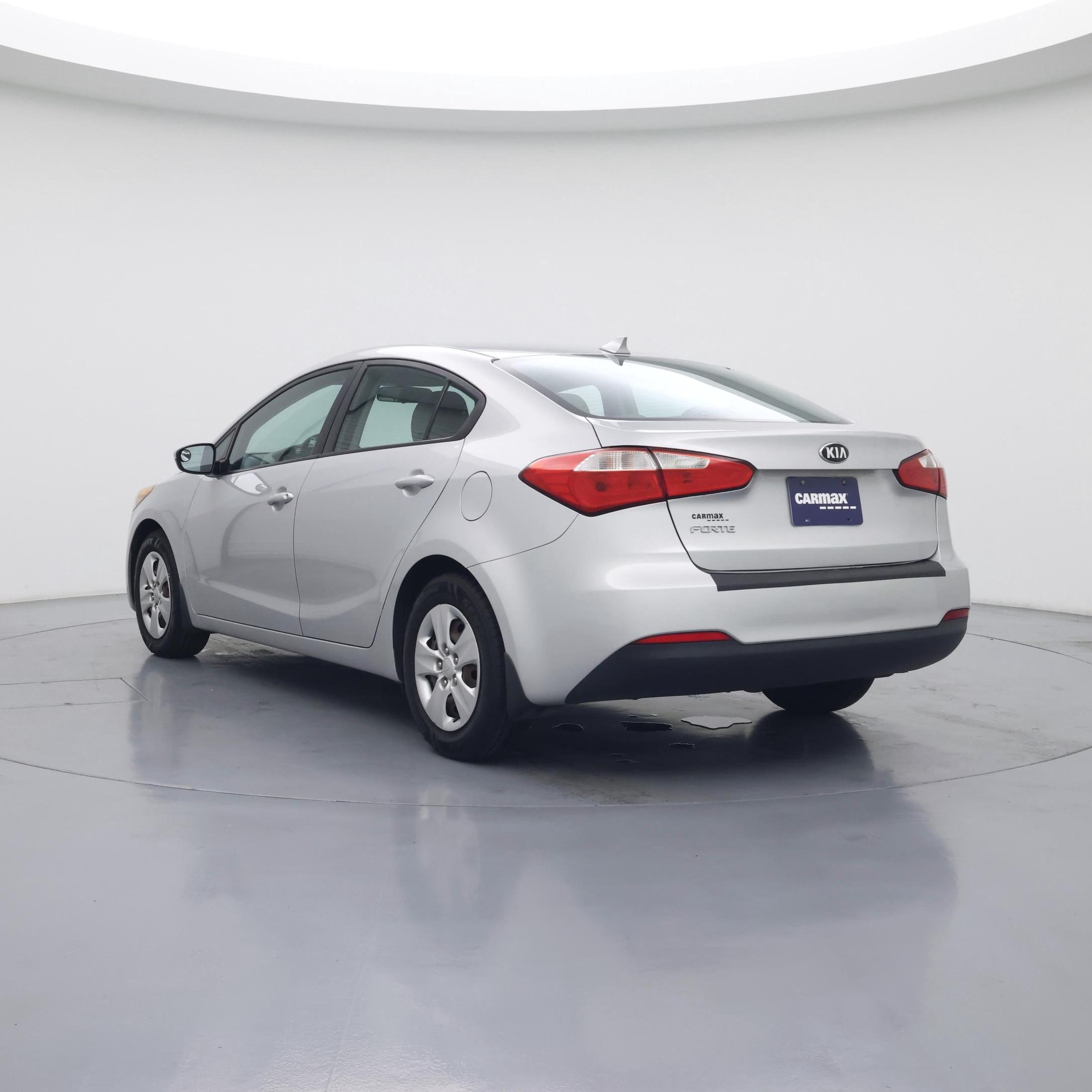 Thumbnail: 2016 Kia Forte - 2