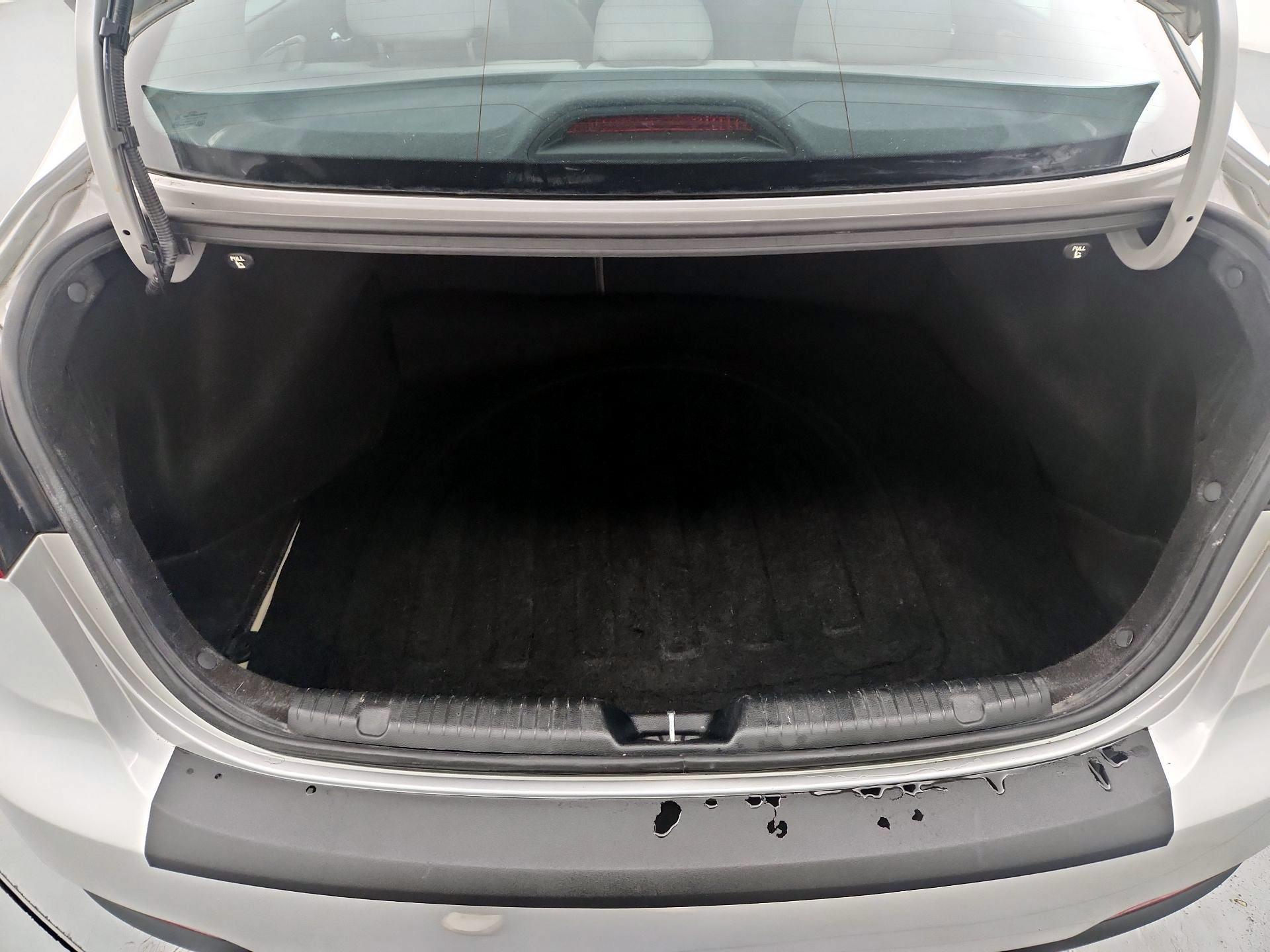 Thumbnail: 2016 Kia Forte - 19