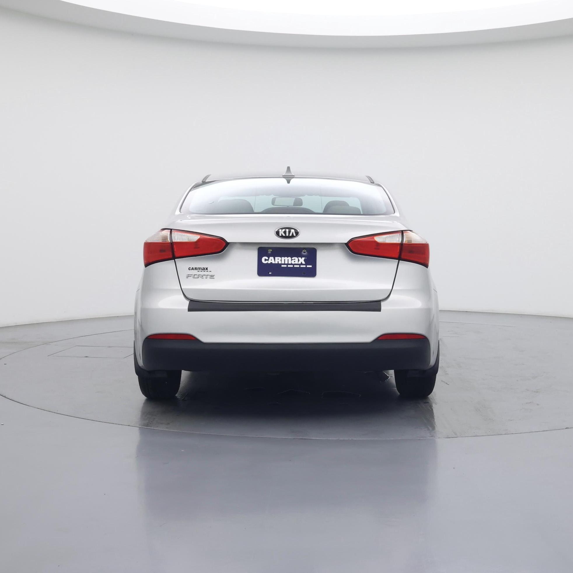 Thumbnail: 2016 Kia Forte - 6