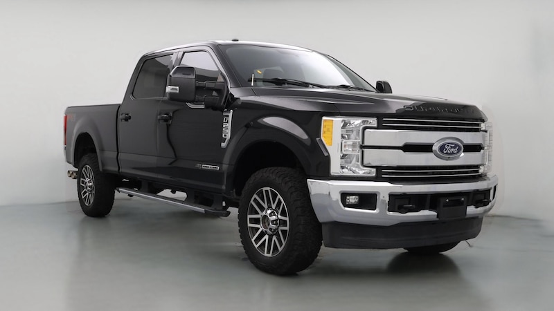 2017 Ford F-250 Lariat Hero Image