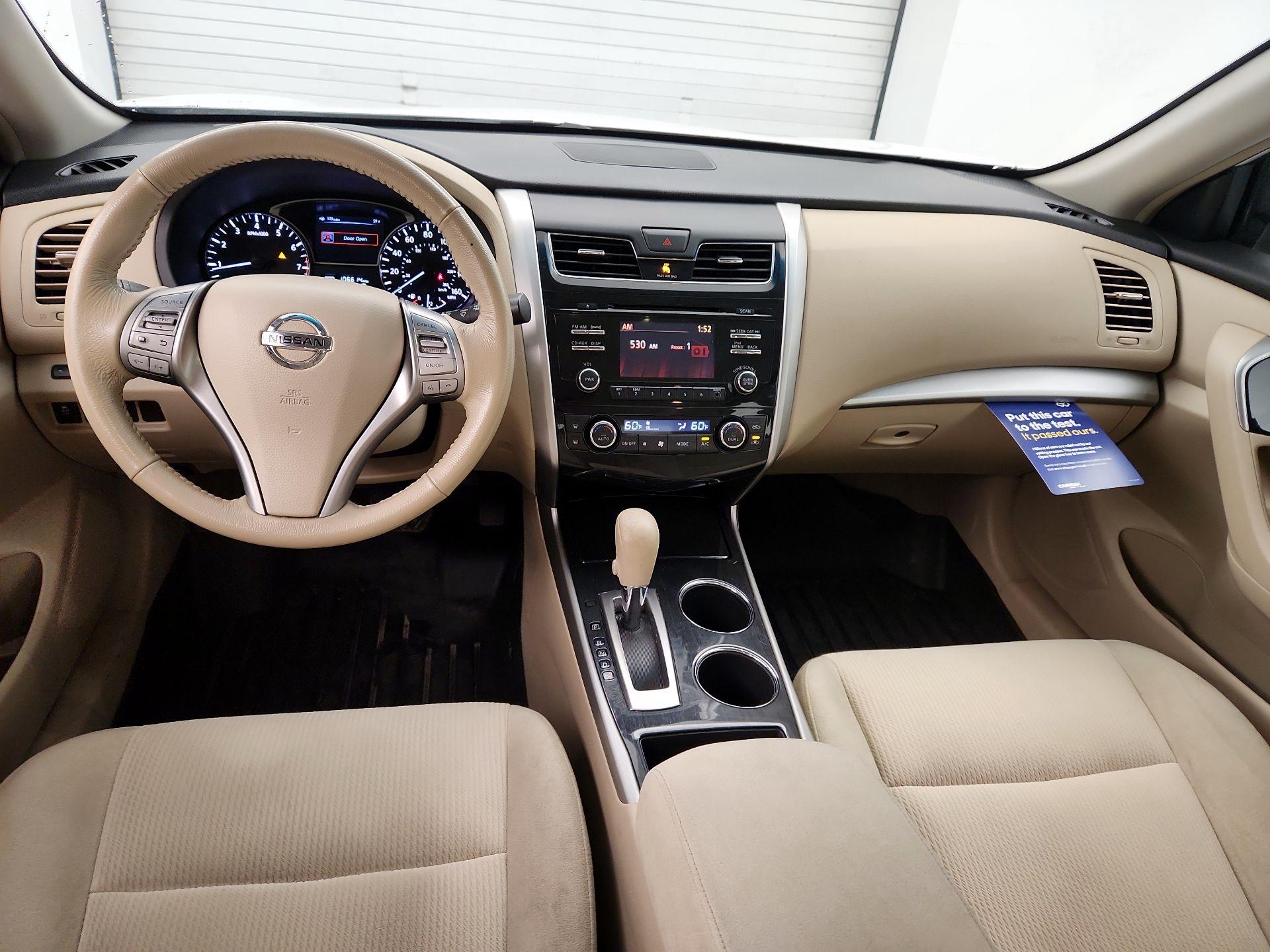 Thumbnail: 2013 Nissan Altima - 9