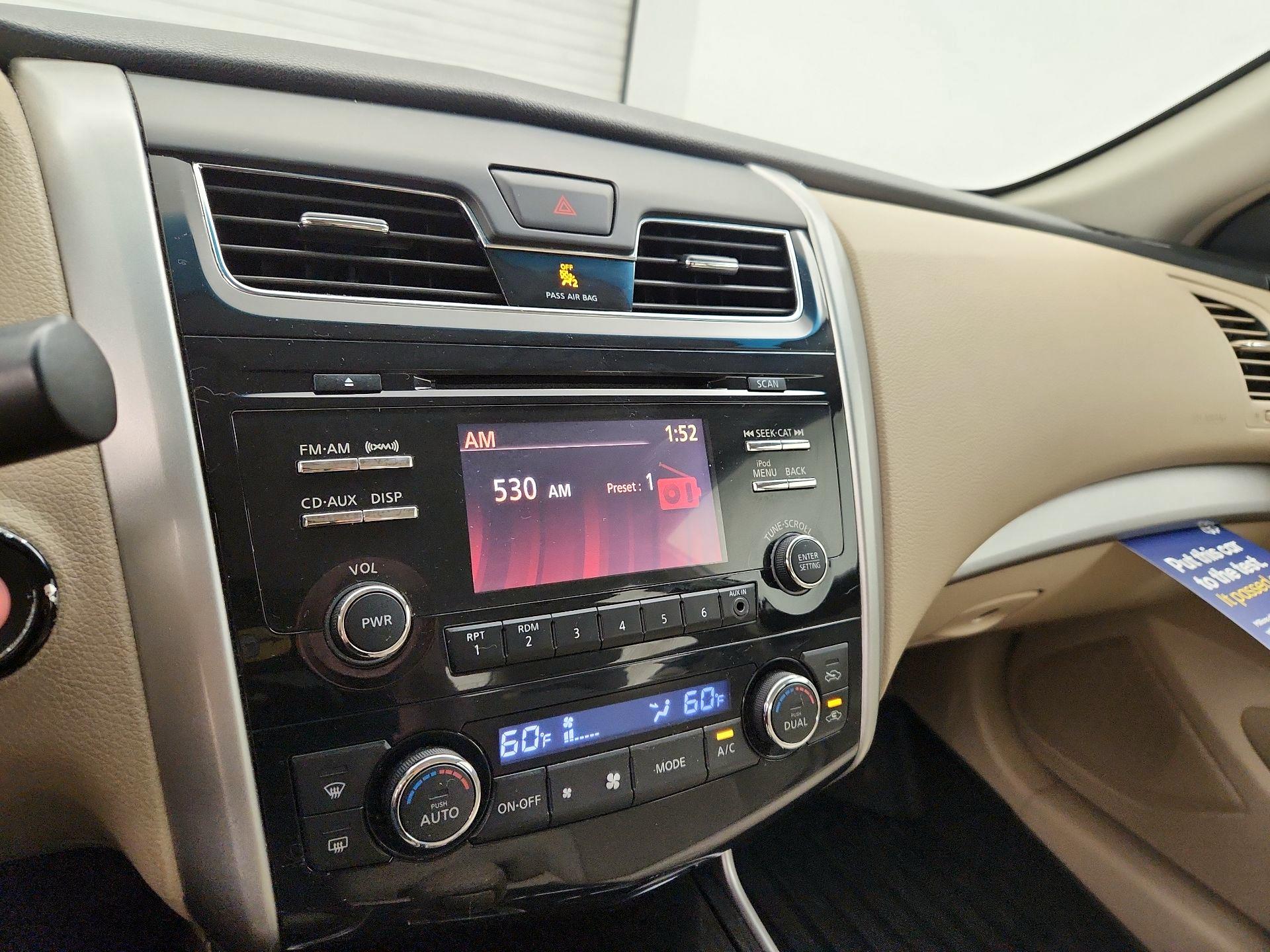Thumbnail: 2013 Nissan Altima - 14