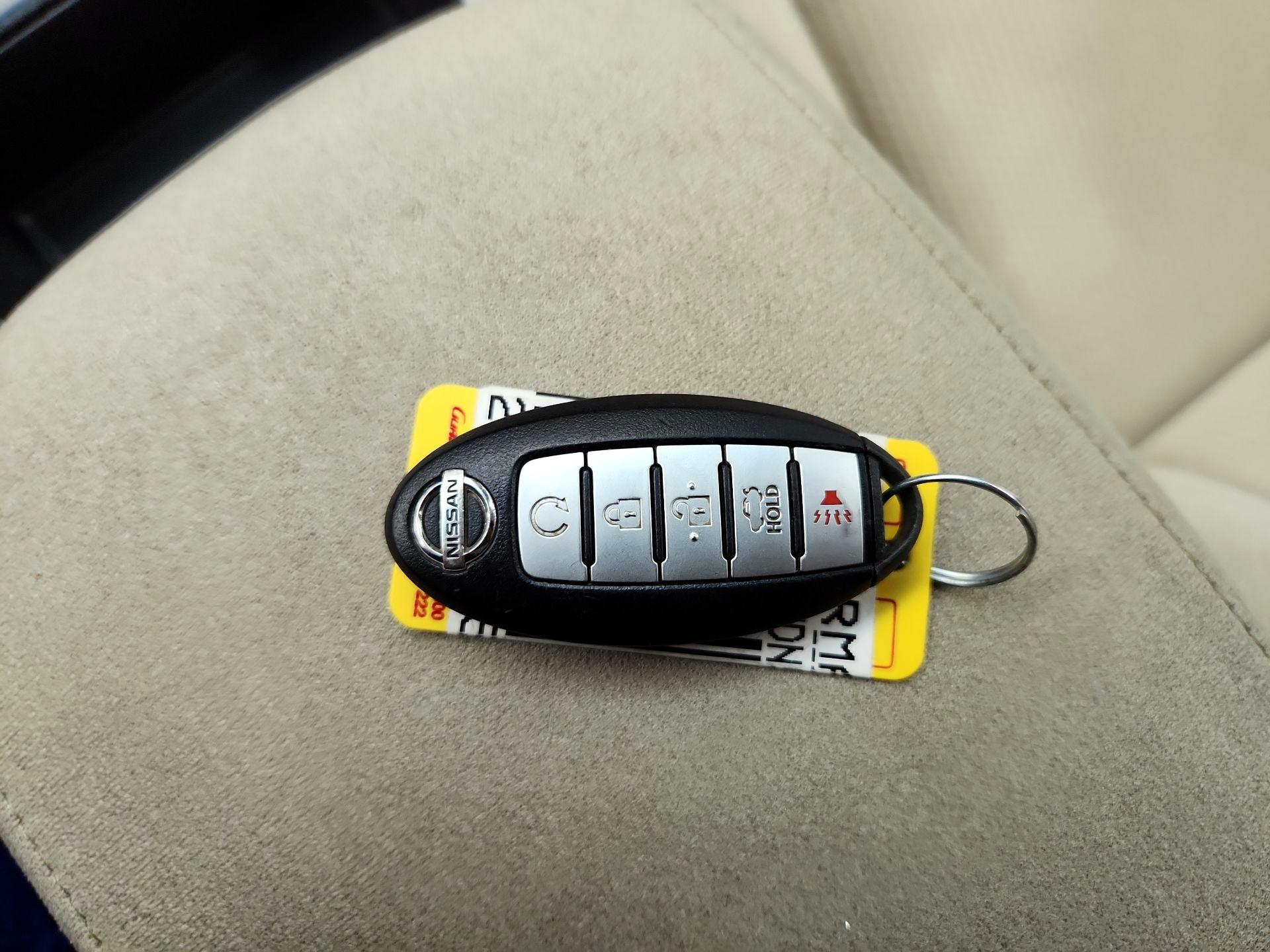Thumbnail: 2013 Nissan Altima - 20