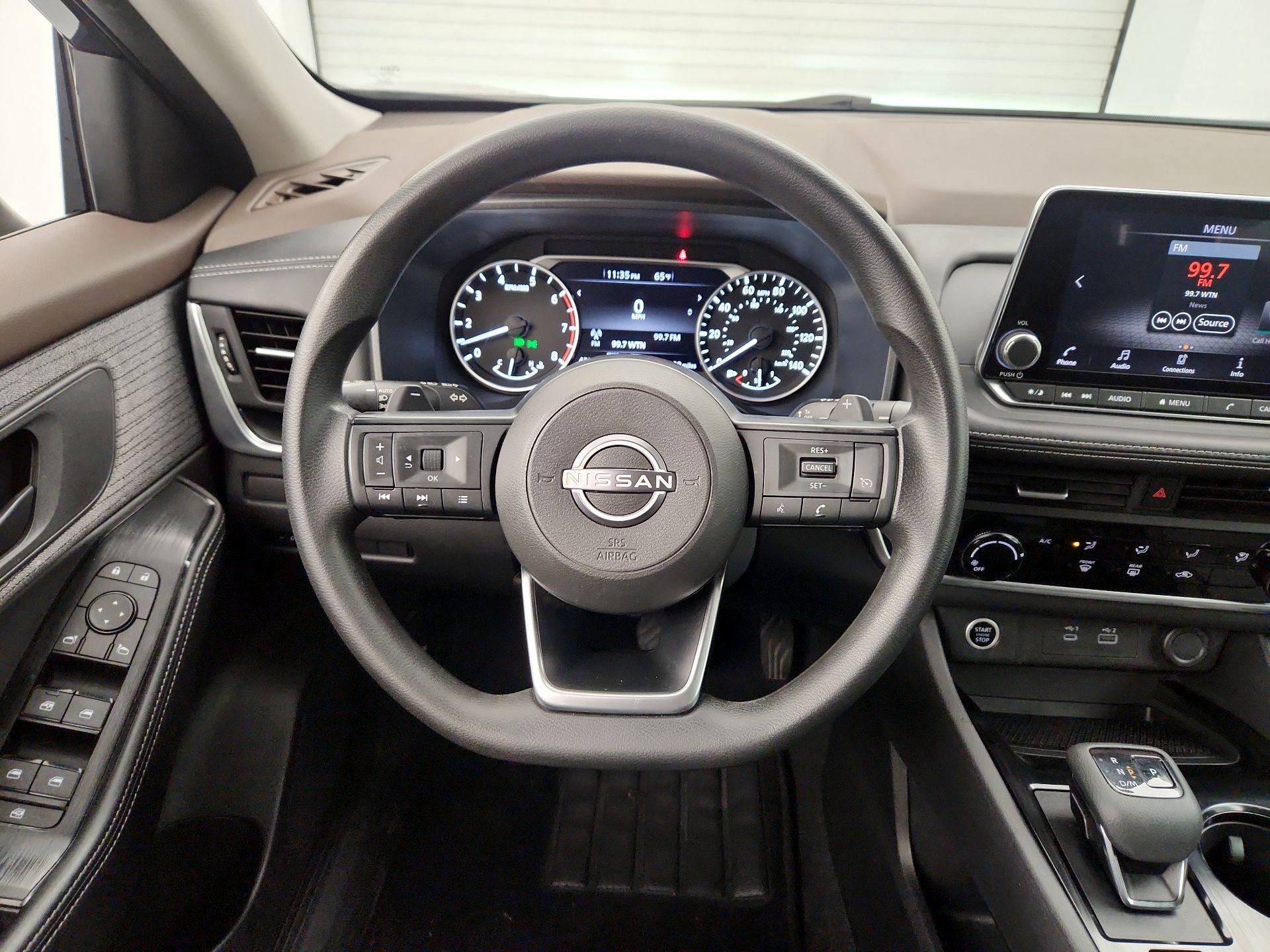 Thumbnail: 2022 Nissan Rogue - 10