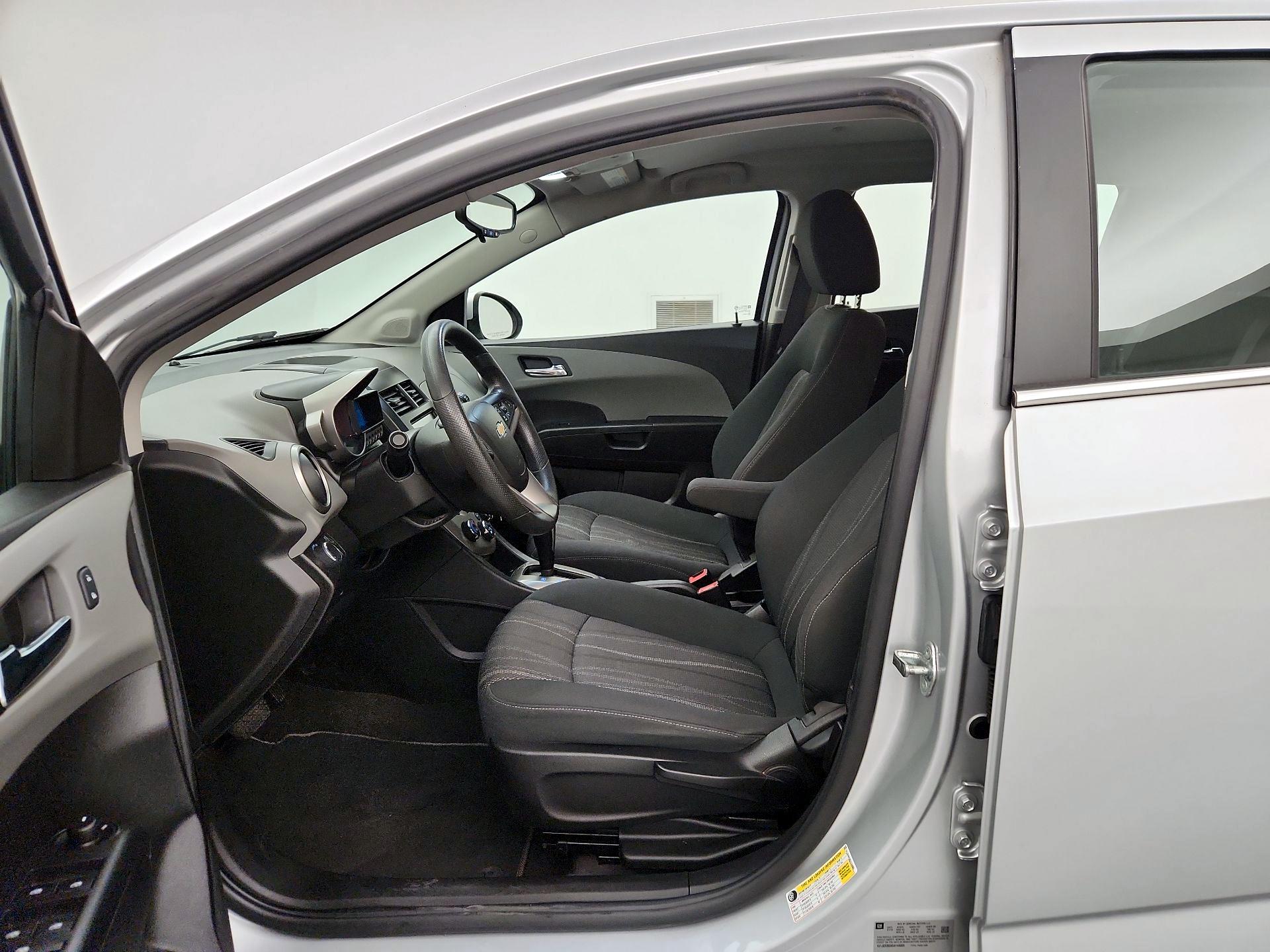 Thumbnail: 2016 Chevrolet Sonic - 11