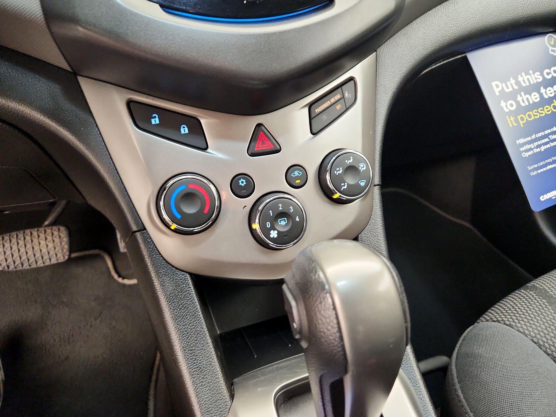 Thumbnail: 2016 Chevrolet Sonic - 15