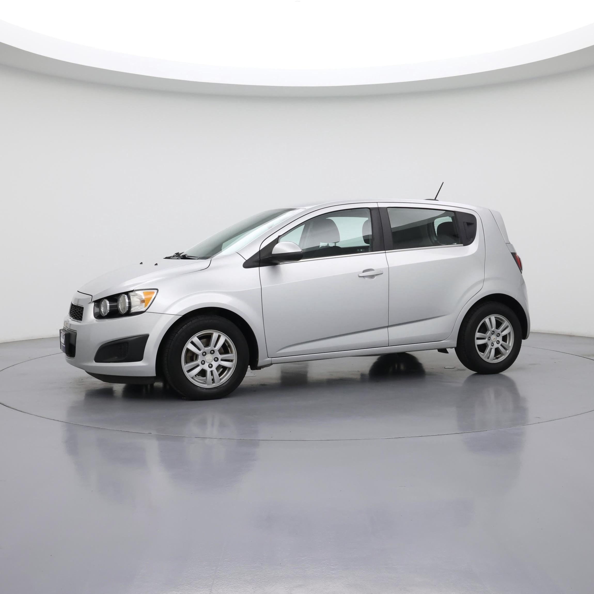 Thumbnail: 2016 Chevrolet Sonic - 3