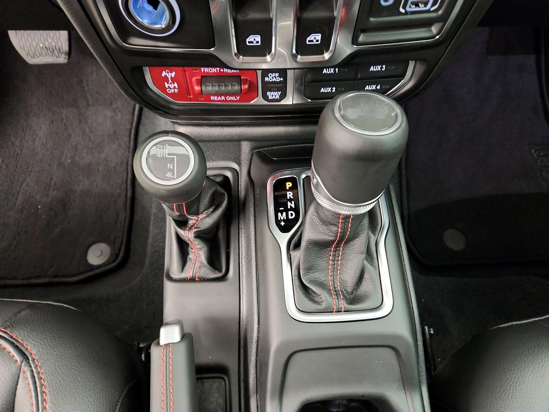 Thumbnail: 2023 Jeep Wrangler - 18