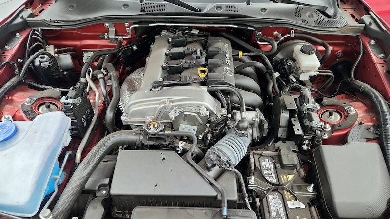 2020 Mazda MX-5 Miata Club 20