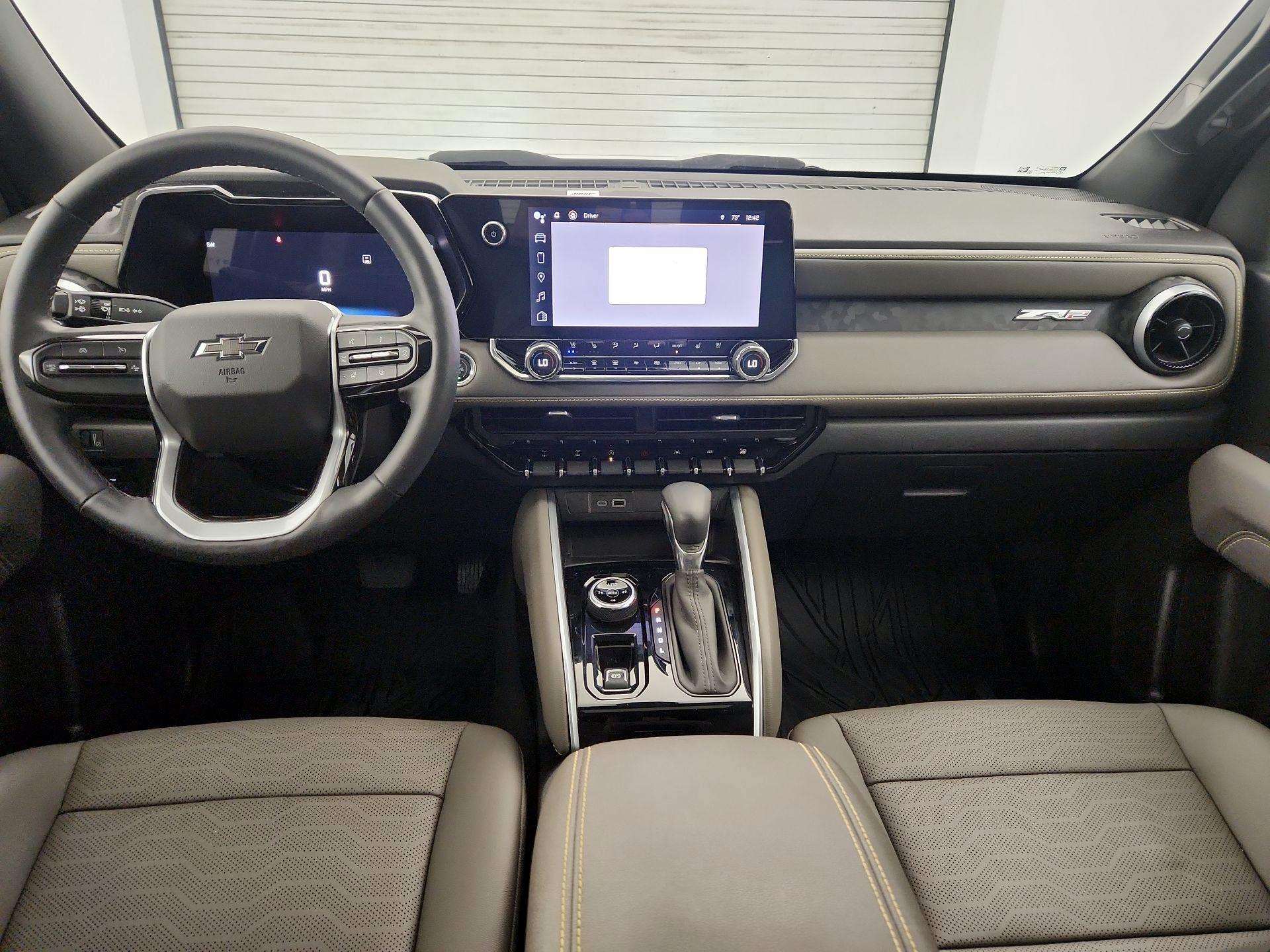 Thumbnail: 2023 Chevrolet Colorado - 9