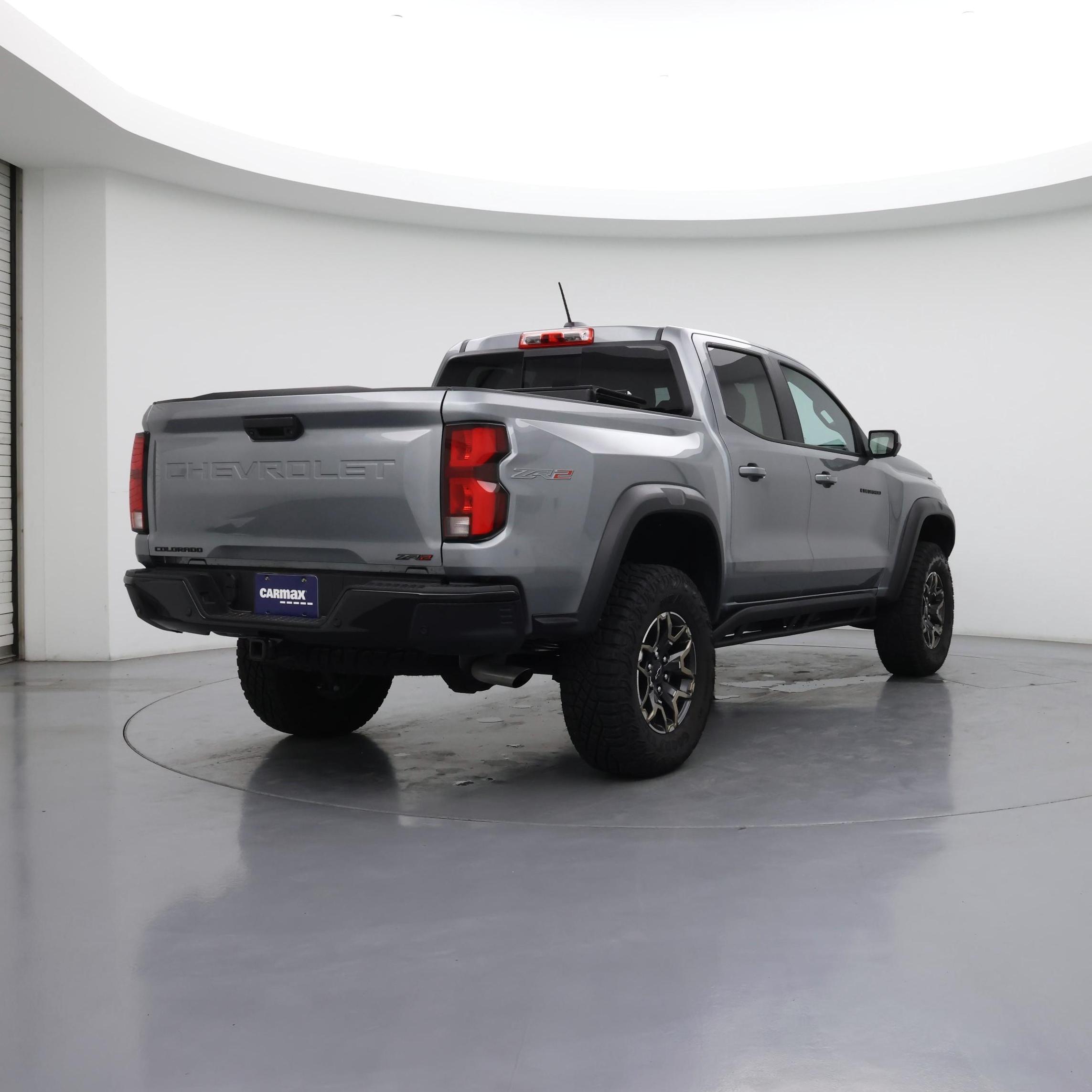 Thumbnail: 2023 Chevrolet Colorado - 8