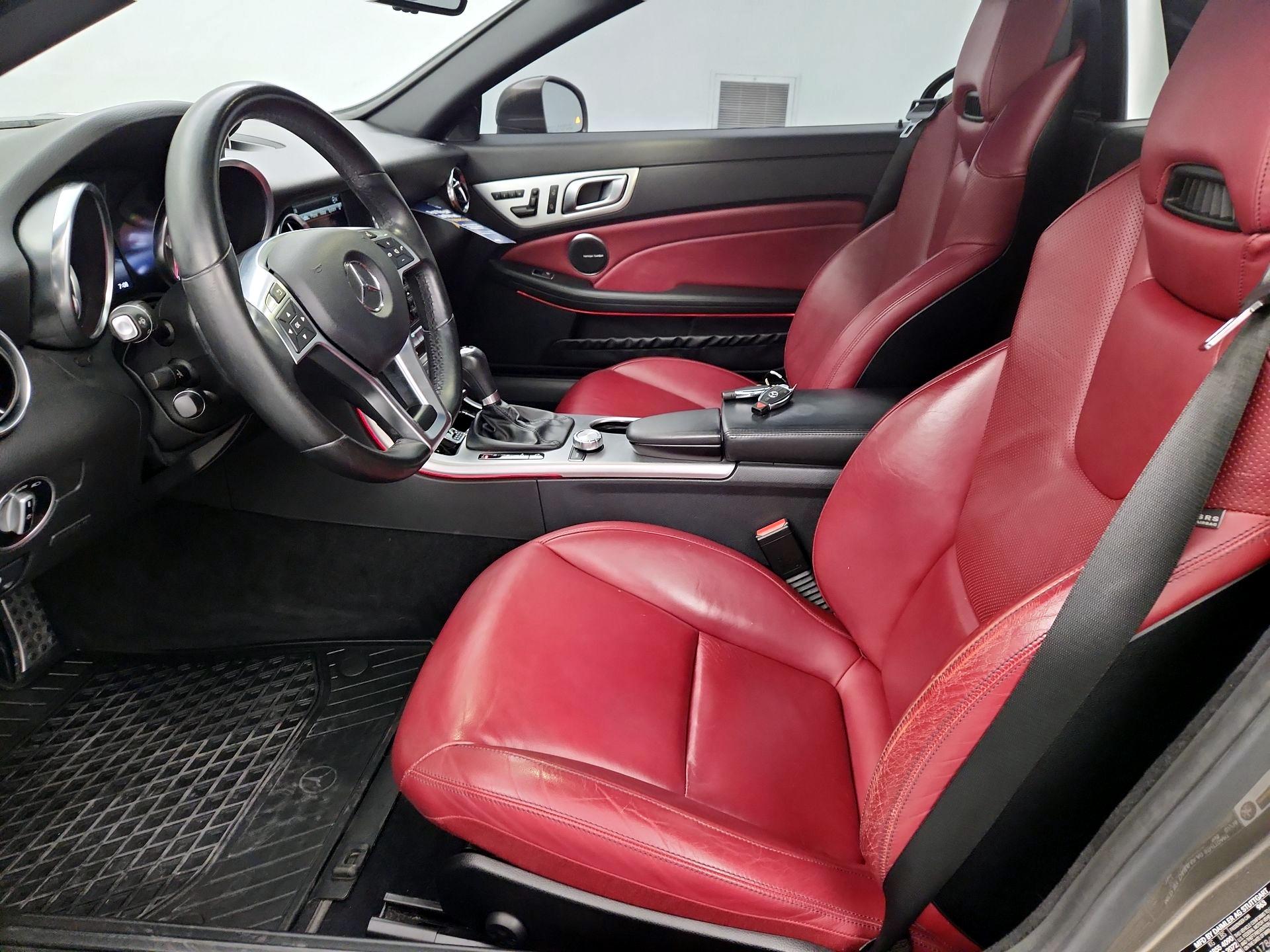 Thumbnail: 2016 Mercedes-Benz SLK - 11