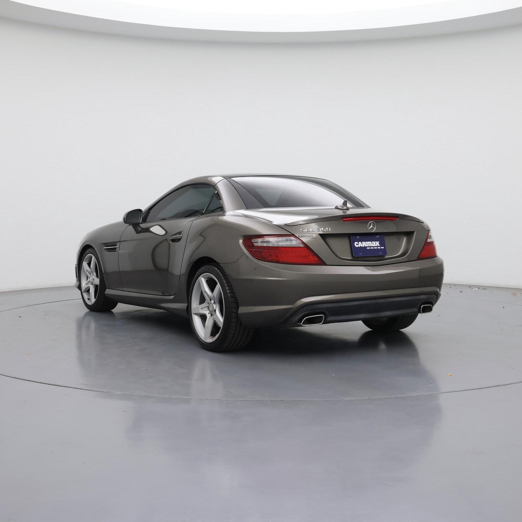 Thumbnail: 2016 Mercedes-Benz SLK - 2