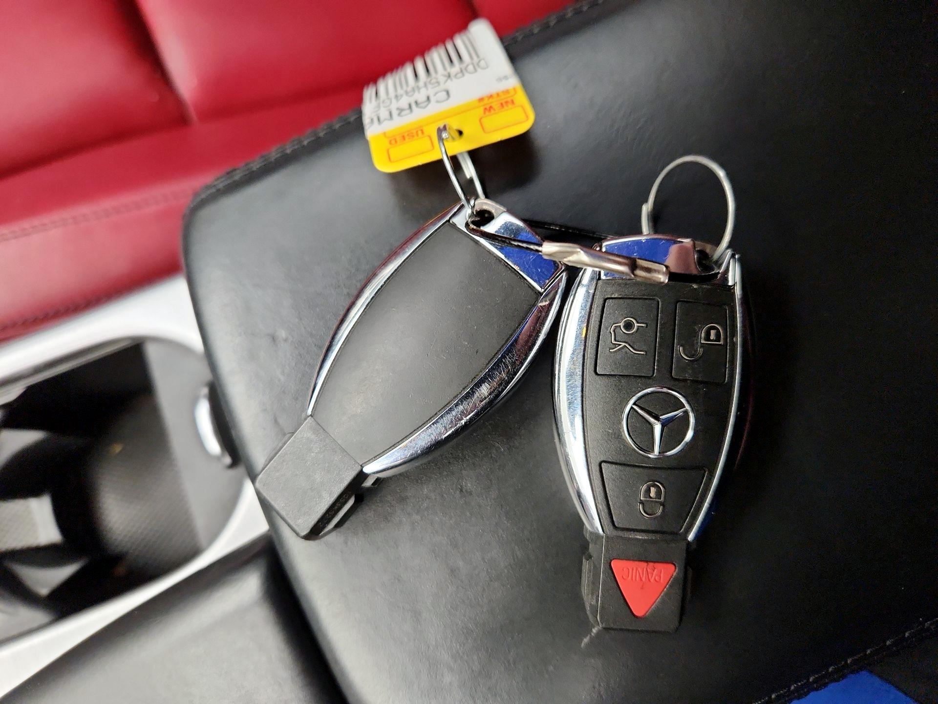 Thumbnail: 2016 Mercedes-Benz SLK - 19