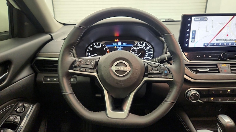 2023 Nissan Altima SV 10