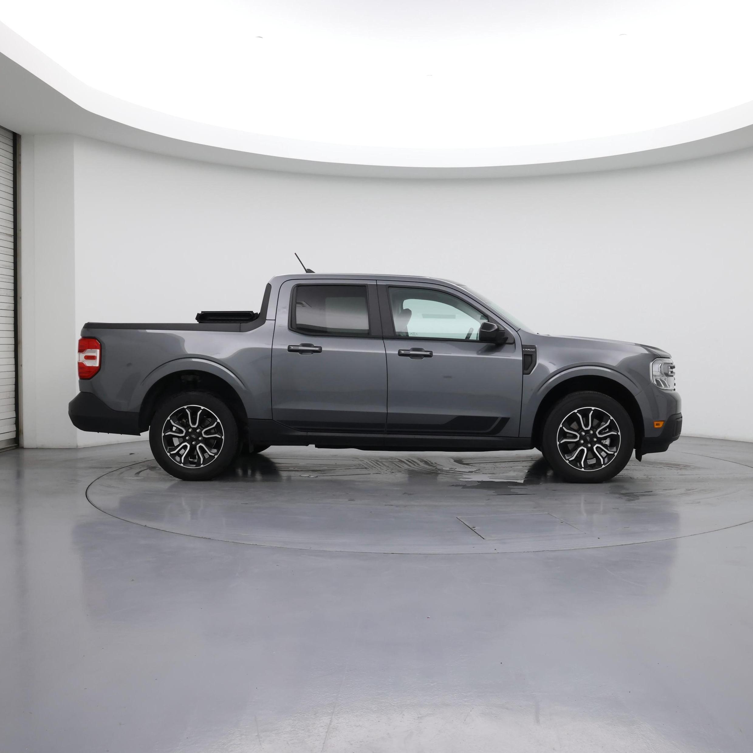 Thumbnail: 2022 Ford Maverick - 7
