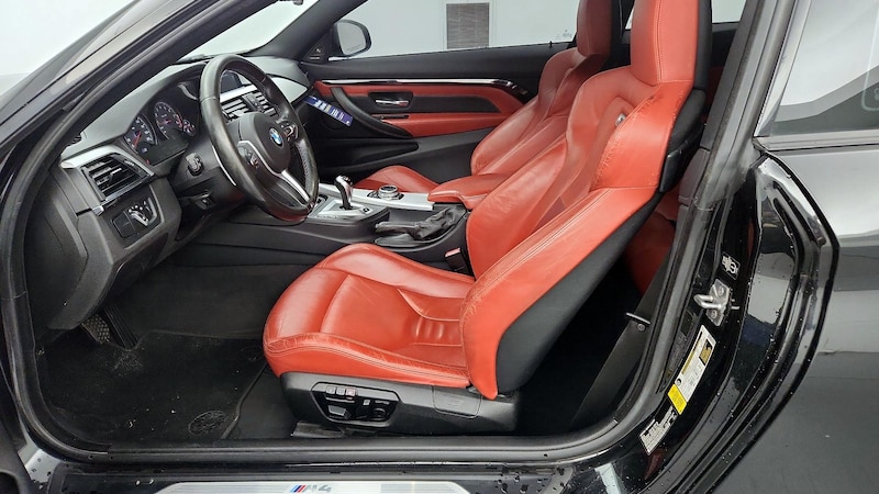 2015 BMW M4  11