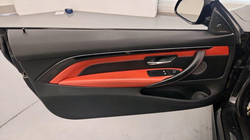 2015 BMW M4  12