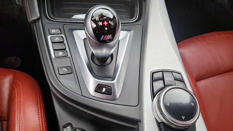 2015 BMW M4  17
