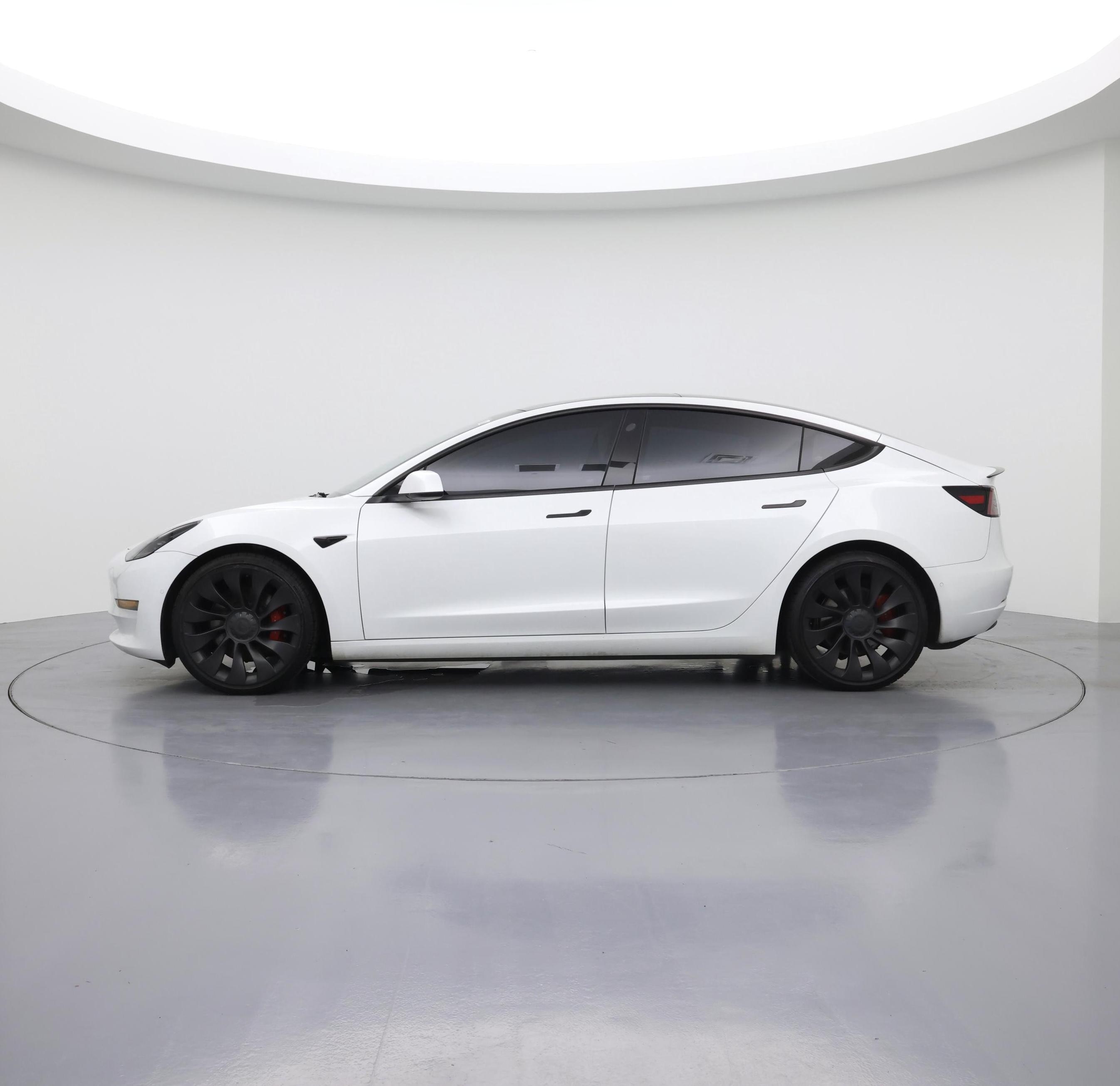 Thumbnail: 2022 Tesla Model 3 - 3