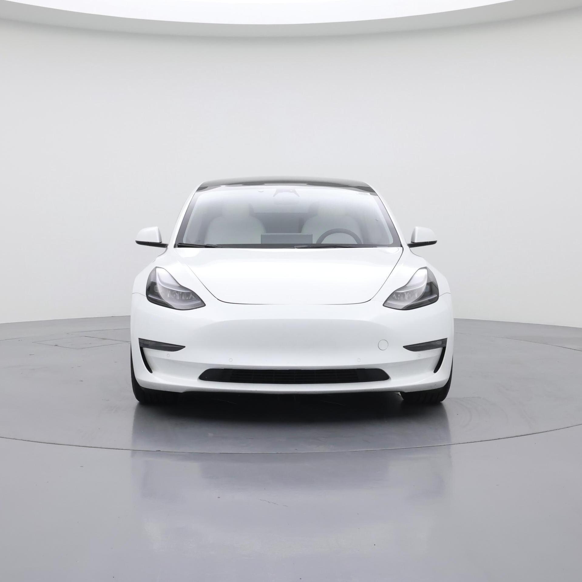 Thumbnail: 2022 Tesla Model 3 - 5