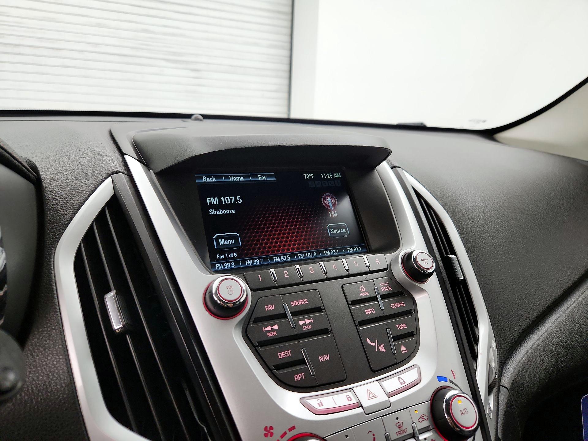 Thumbnail: 2015 GMC Terrain - 13