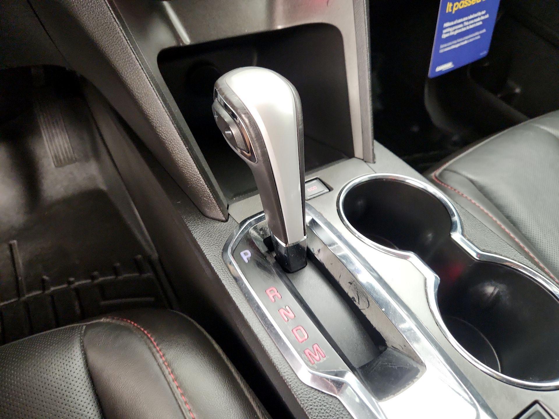 Thumbnail: 2015 GMC Terrain - 15