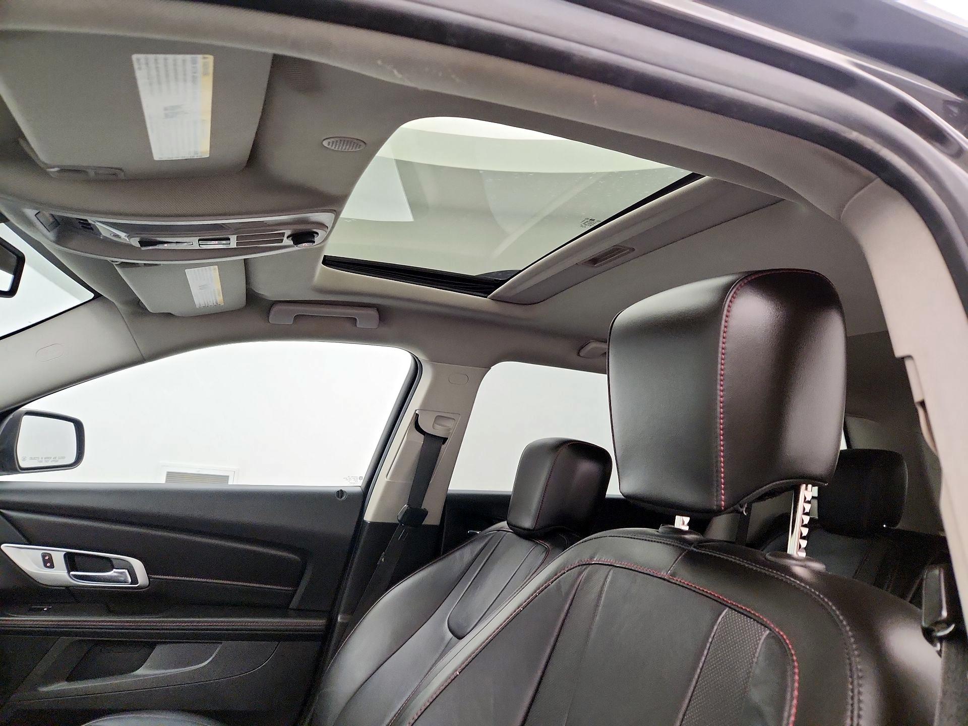 Thumbnail: 2015 GMC Terrain - 17