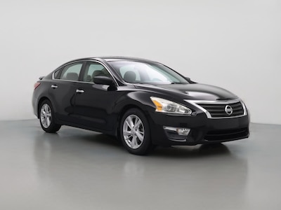 Black 2013 Nissan Altima SV