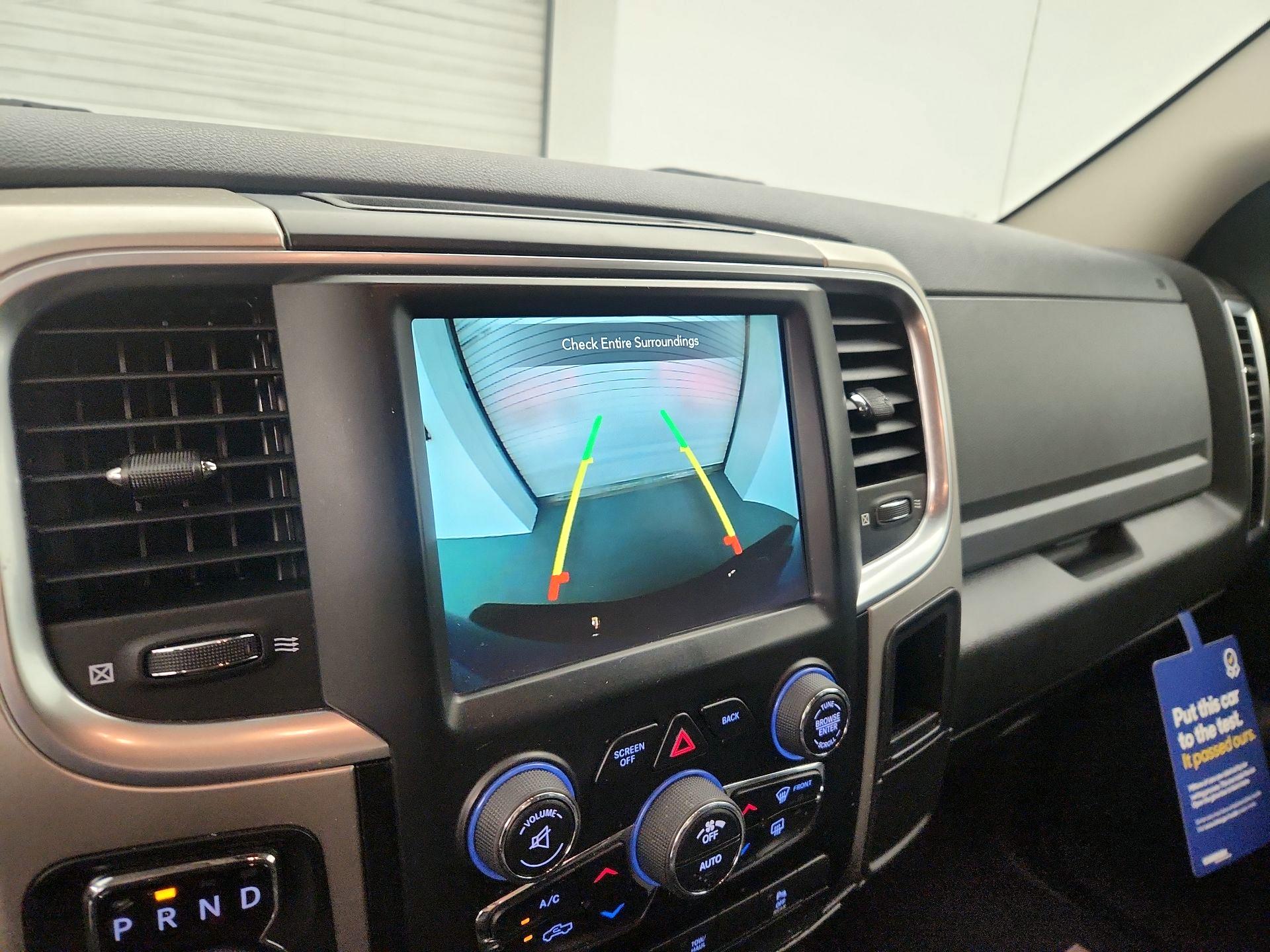 Thumbnail: 2020 RAM 1500 Classic - 14