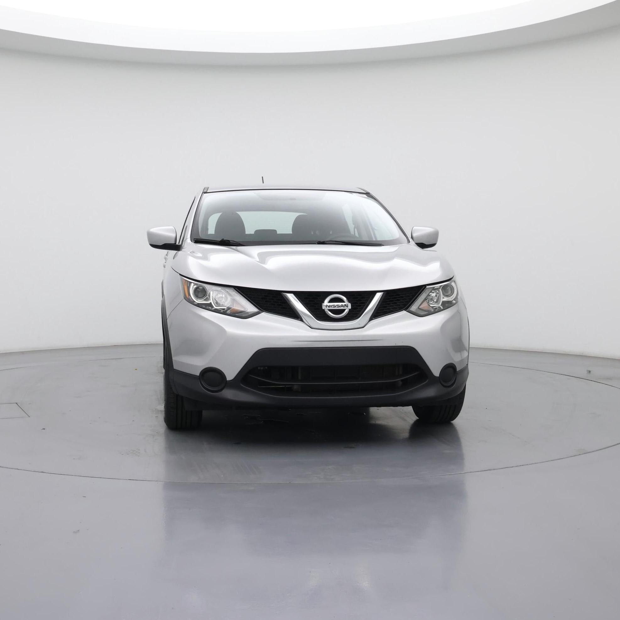 Thumbnail: 2017 Nissan Rogue Sport - 5
