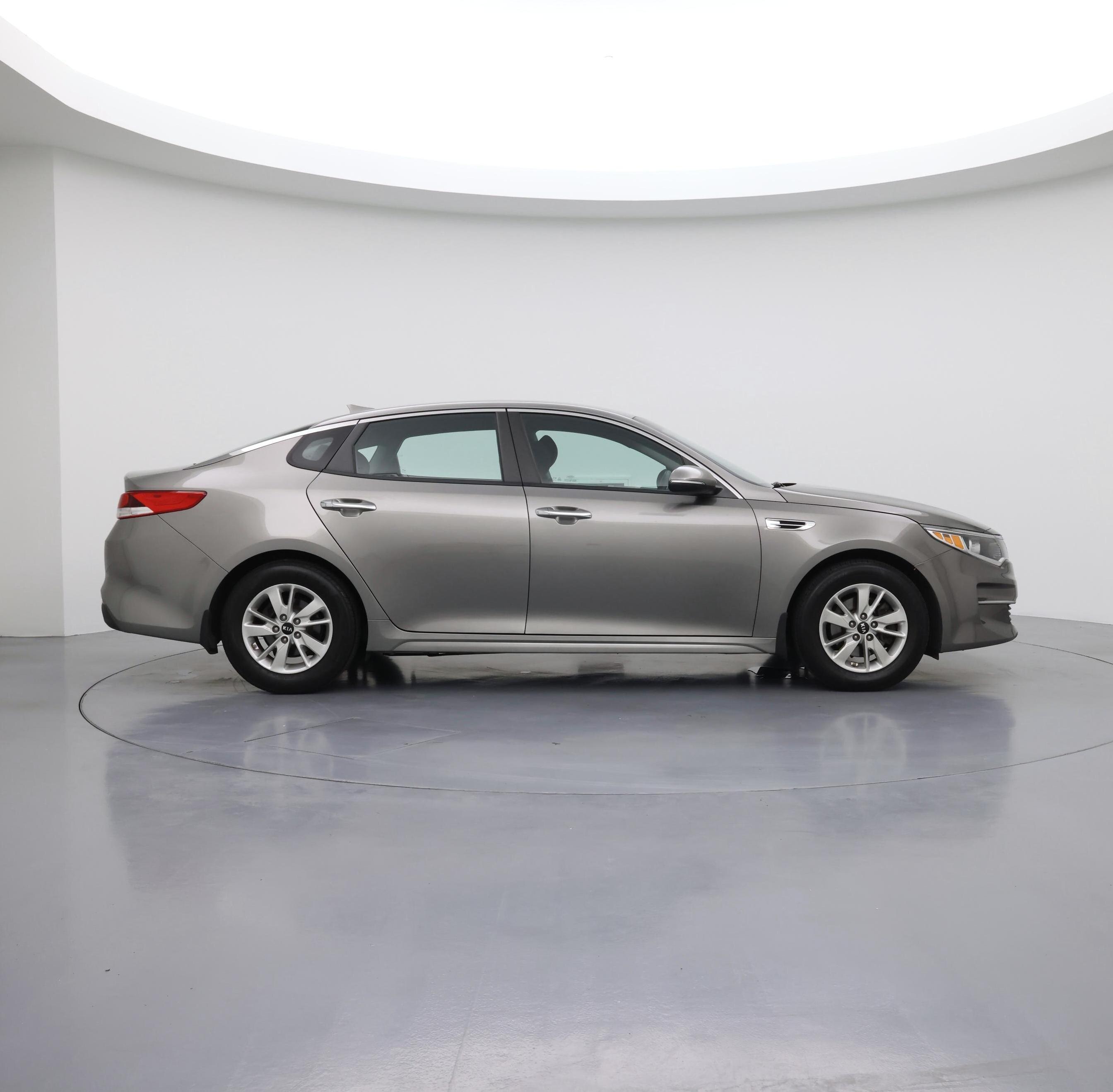 Thumbnail: 2016 Kia Optima - 7