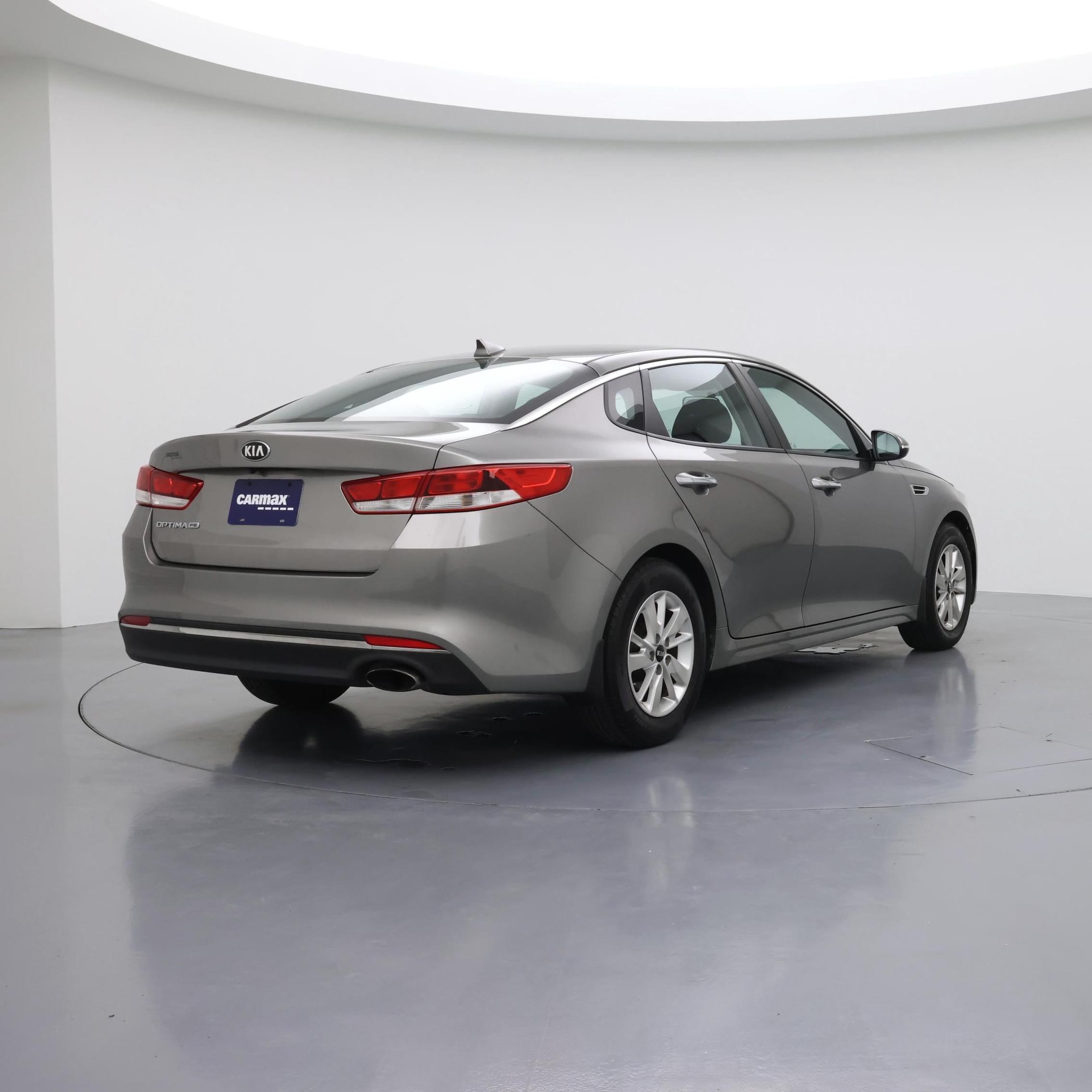 Thumbnail: 2016 Kia Optima - 8