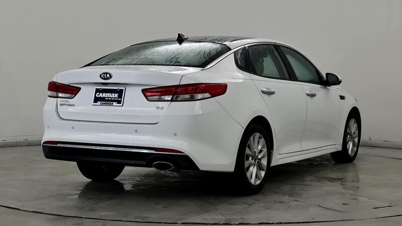 2018 Kia Optima EX 8