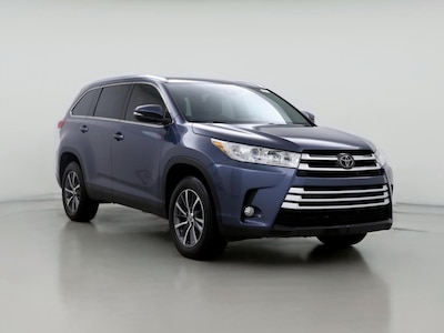 2019 Toyota Highlander XLE -
                Town Center, GA