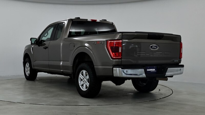 2021 Ford F-150 XLT 2